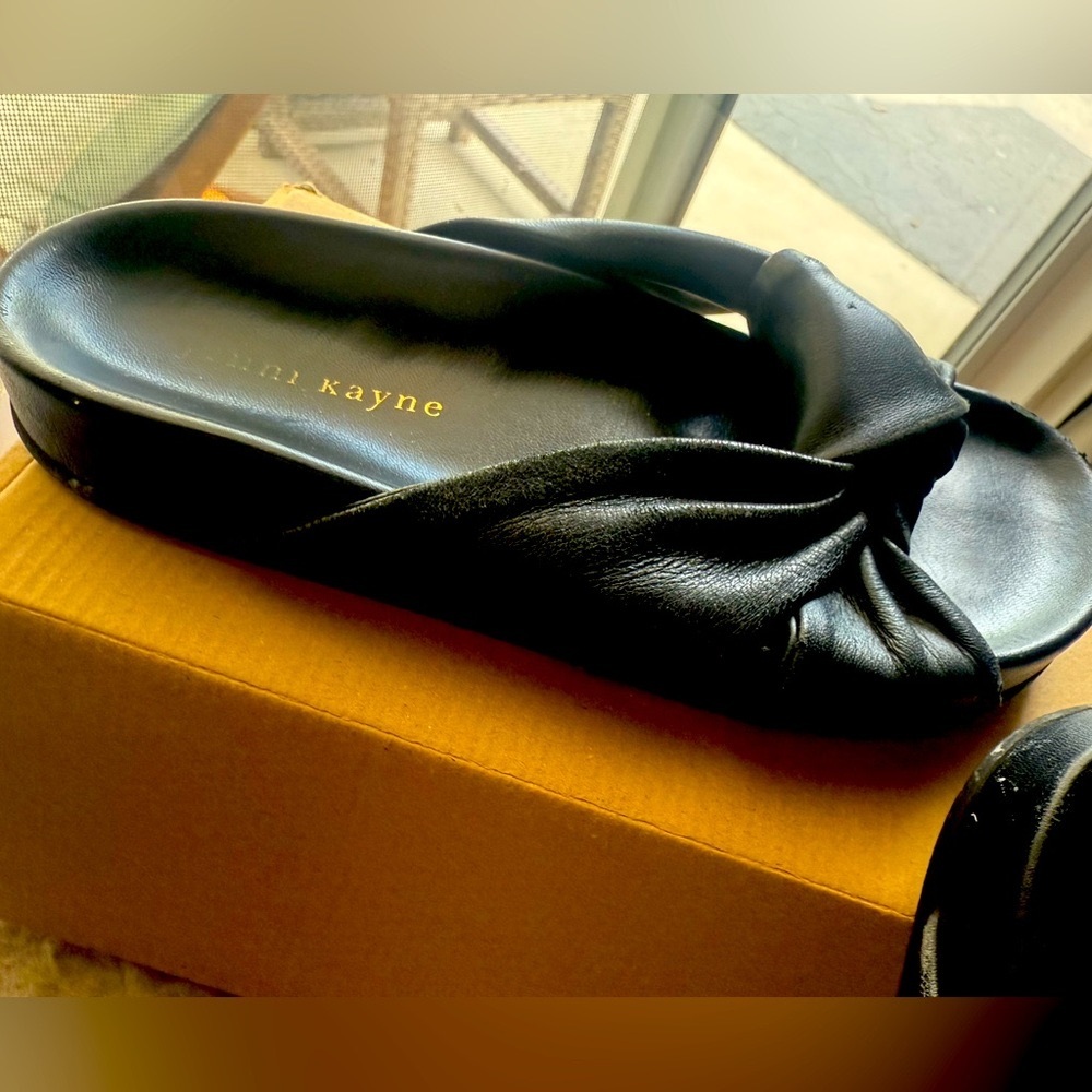 Jenni Kayne Women's Slides